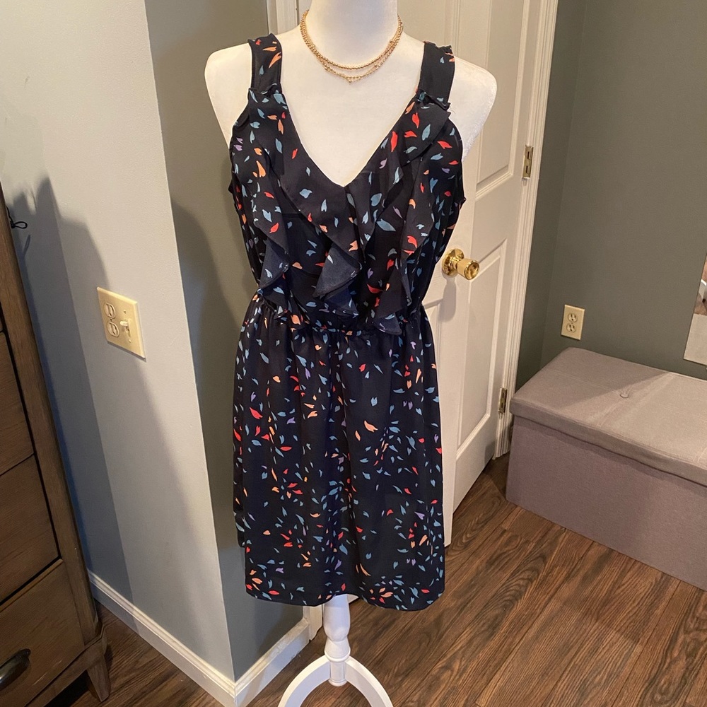 Mossimo flowy dress with elastic waist size M